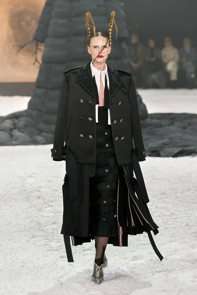 Look 4